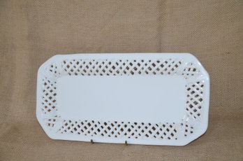 53) White Lattice Edge Ceramic Rectangle Serving Platter 12.5'