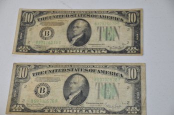 (#438) Lot Of 2 Series 1934 D And A Ten $10 Dollar Bill Federal Reserve Note B59700576F And B87926070C
