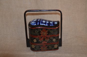 40) Asian Bento Box Purse Three Piece Stacking Box Of Lacquer With Ceramic Fragment Lid