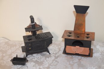 (#227) Doll House Vintage Stove And Copper Stove