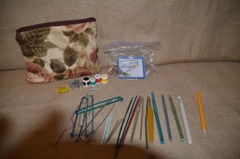 (#195) Crocheting Needles And Counter