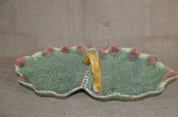 31) Portugal Bordallo Ceramic Green Leaf Relish Center Hand Dish