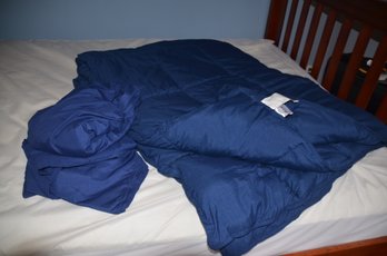 (#35) Twin XL Sheets And Blanket  By Room Essentials Navy Blue