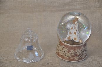 (#88) Christmas Glass Bell 5' ~ Snow Globe 7'H