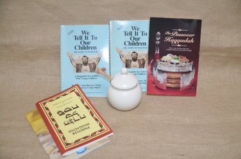 (#54) Passover Booklets ~ William Sonoma White Ceramic Honey Pot With Wood Spoon