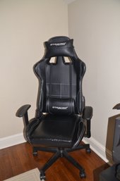 (#47) GTR Aging Gaming Chair ( Slight  Damage On Arm )
