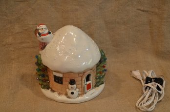 (#16) Ceramic Round House With Light