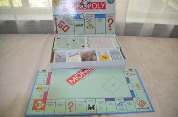 (#7) New Monoply Game Parker Bros.
