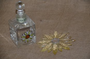 (#170) White Tea Bamboo Perfume Bottle And Plastic Daisy Decorative