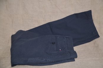 (#101) Tommy Hilfiger 29/30 Straight Fit Tailored GapKhakis Blue Casual Wear Mens Pants