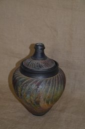 (#172) Decorative Pottery Urn  With Cover