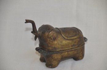 114) Vintage Antique Chinese Brass / Bronze Elephant Incense Burner Trinket Treasure Chest