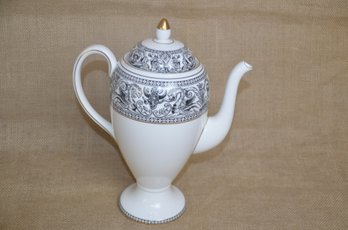 (#9) Wedgwood Bone China Florentine Black And Gold Coffee Tea Pot 11'H