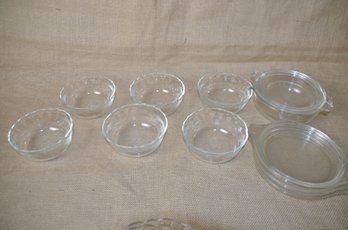 (#143) Glass Dessert Dipping Bowls ~ Pyrex Lids