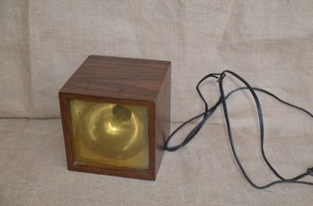 (#50) Working Vintage Strob Light Box Model 3477