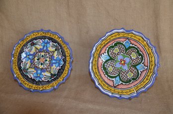 87) Mexican Folk Art Pottery Hand Painted Signed Talavera Wall Hanging Decorative Plates 8' Set Of 2