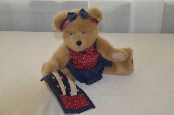 (#29) Boyds Bear Red White And Blue 1992
