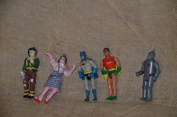 (#194) Vintage Toy Figures