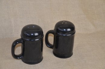 (#76) Large Ceramic Black Salt And Pepper Shakers 5'H