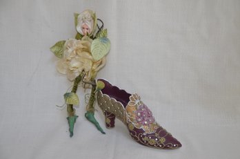 136) Resin Decorative Jeweled Victorian Shoe 8'W - Bendable Flower Fairy 11'H