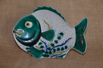 102) Ceramic Japan Fish Shaped Platter 9' ( Small Chip On Fin)