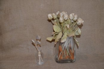 (#233) Glass Vase Dry Baby Rose