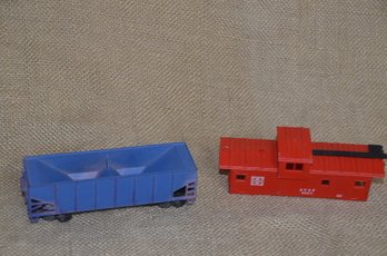 (#70) Santa Fe ATSF3851 ( Shell Only) And Blue Freight Cargo Train