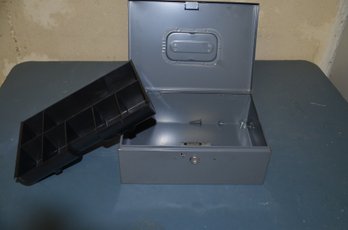 (#356) Metal Cash Box 10x7x4