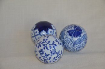 46) Set Of 3 Porcelain Ceramic Decorvative Blue & White Balls Home Display Approx. 3.5'