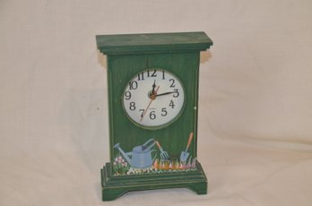82) Quartz Battery Operated Wood Mantle Clock
