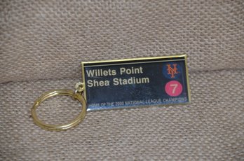 (#80) Shea Stadium Willets Point #7 Key Chain 2000 Nat'l League Champion