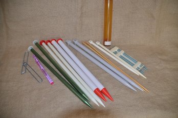 (#192) Assorted Knitting Needles