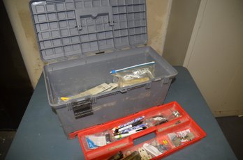 (#369) Plastic Tool Box ( One Clip Missing ) With Tool Accessories