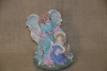 (#140) Musical Resin Angel Figurine Tune Mozart's Lullaby