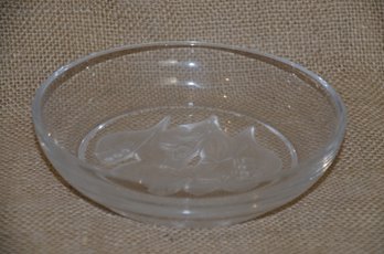 (#252) Glass 5.75' Trinket Dish Frosted Center Lilly Of The Valley