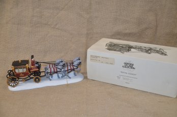 (#125) Department 56 ROYAL COACH 1989 Heritage Dickens Village