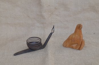 (#22) Wood Carved Seal 4' And Metal Snail 6'