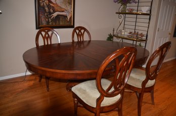 Dining Table 4 Chairs 54' Round 78' Oval With 24' Leaf