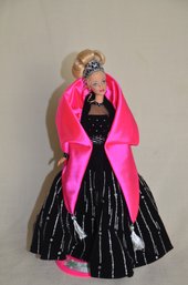 95) Barbie 1998 Happy Holidays Special Edition In Black & Silver Dress 13'