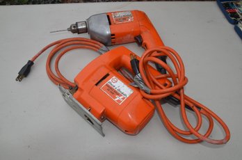 (#36) Electric Black And Decker JIG SAW And 3/8' DRILL - Both Work
