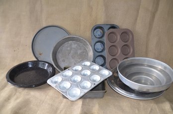 (#139) Baking Tins Cup Cake, Pie Tins Assorted Lot