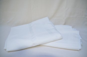 152) Lot Of 2 Off White Table Clothes Linen 100x60 AND 120x60