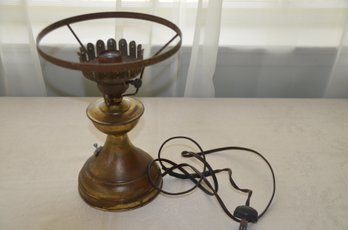 (#74) Vintage Metal Electric Table Lamp - Works