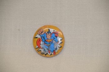 327) Superman Button Pin 1.5' Rust On Back