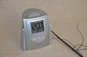 (#126) Timex Alarm Clock Radio Works T-309T Snooze And Dimmer