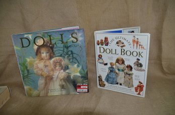 (#114) Hard Cover History Of The Dolls And Story's About Dolls