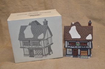 (#26) Department 56 TUTBURY PRINTER House Heritage Dickens Village Series In Orig. Box