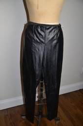 (#145BS) Lysse Faux Leather Pants Size Medium