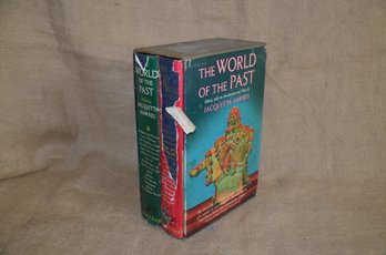 133) Vintage Set Of 2 Books In A Case The World Of The Past