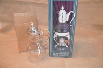 (#30) NEW Silver Plate Carafe Stand With Glass 8 Cup Carafe